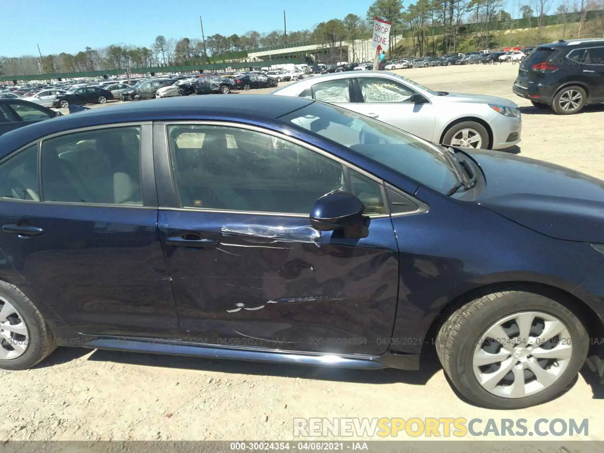 6 Photograph of a damaged car JTDEPRAE7LJ017571 TOYOTA COROLLA 2020