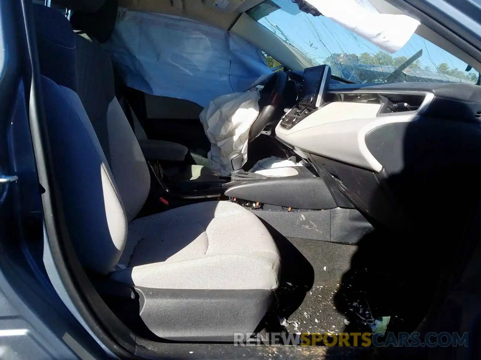 5 Photograph of a damaged car JTDEPRAE7LJ018591 TOYOTA COROLLA 2020