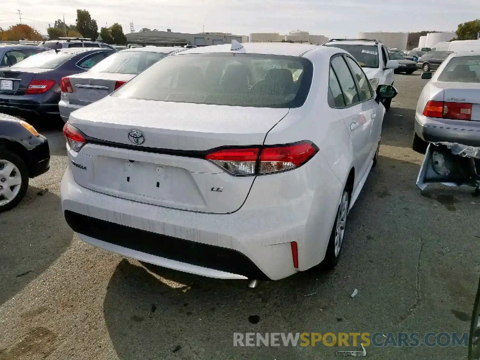 4 Photograph of a damaged car JTDEPRAE7LJ018817 TOYOTA COROLLA 2020