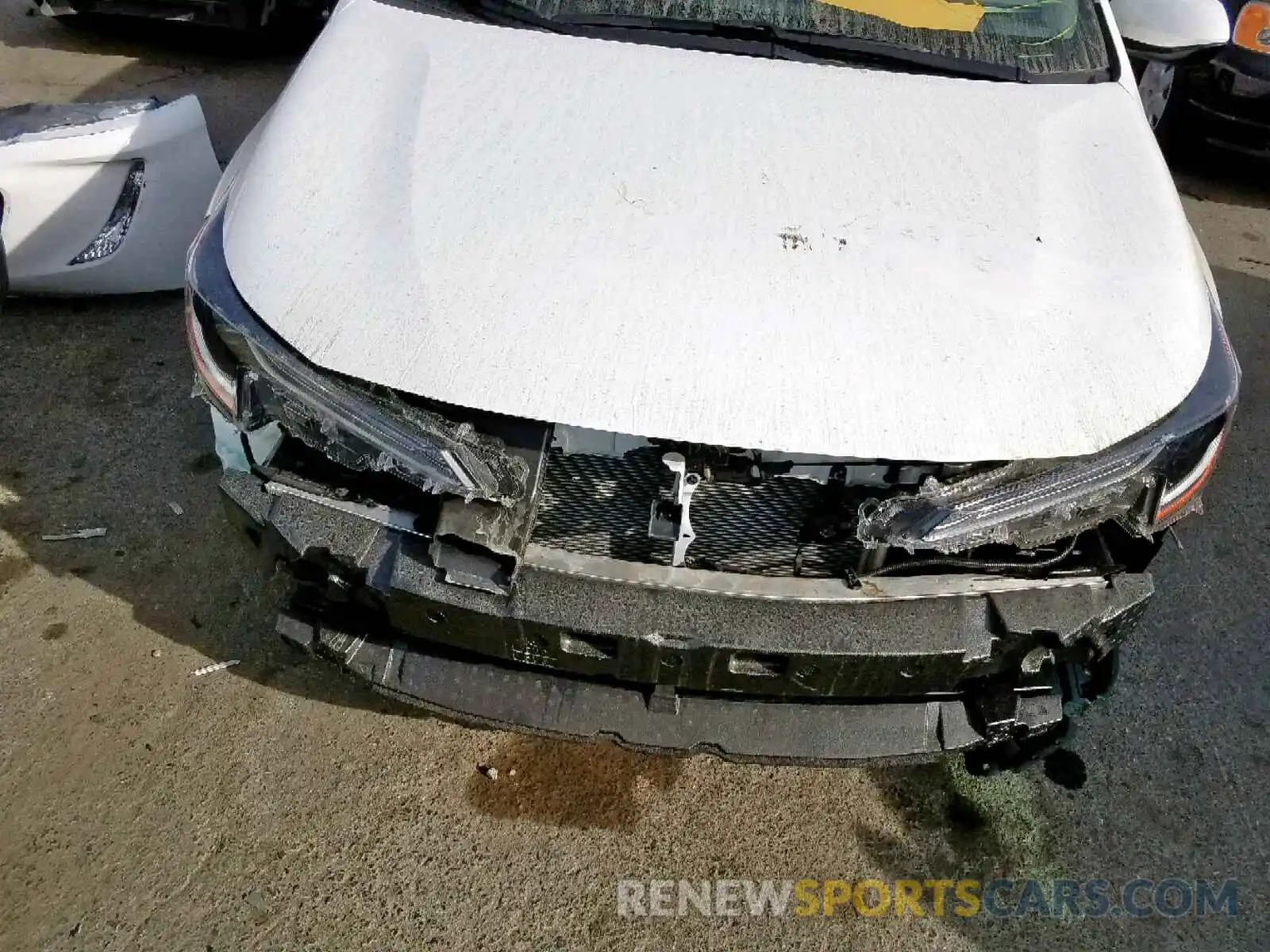 9 Photograph of a damaged car JTDEPRAE7LJ018817 TOYOTA COROLLA 2020