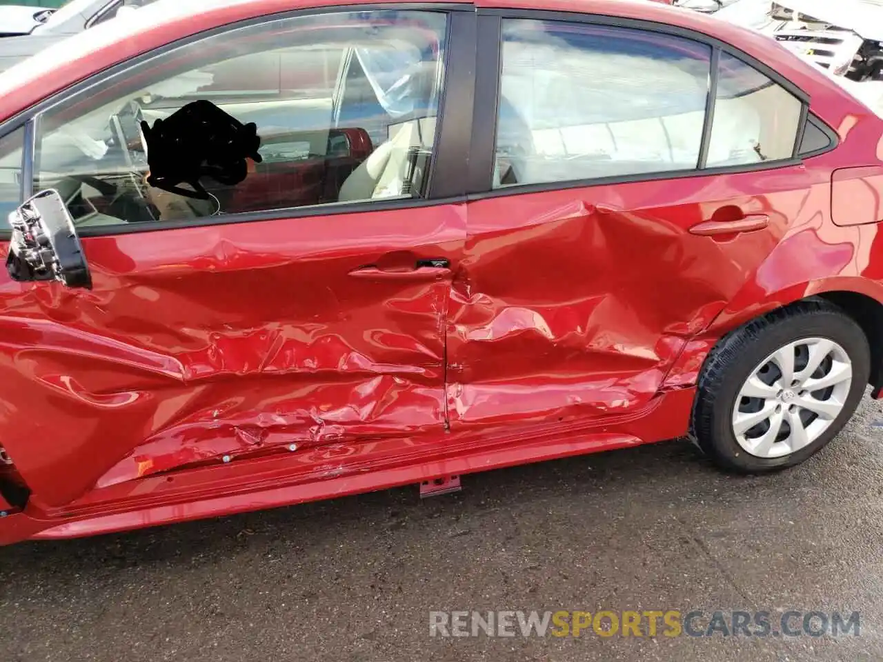 10 Photograph of a damaged car JTDEPRAE7LJ019983 TOYOTA COROLLA 2020