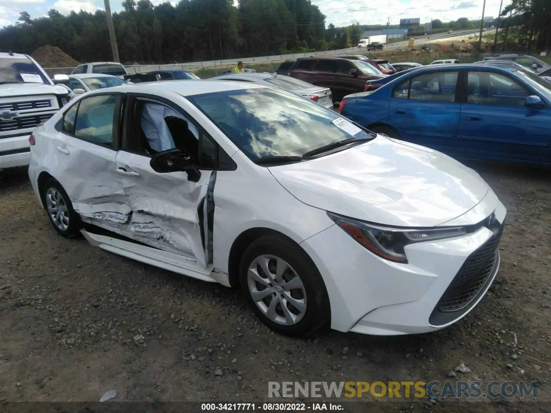 1 Photograph of a damaged car JTDEPRAE7LJ020213 TOYOTA COROLLA 2020