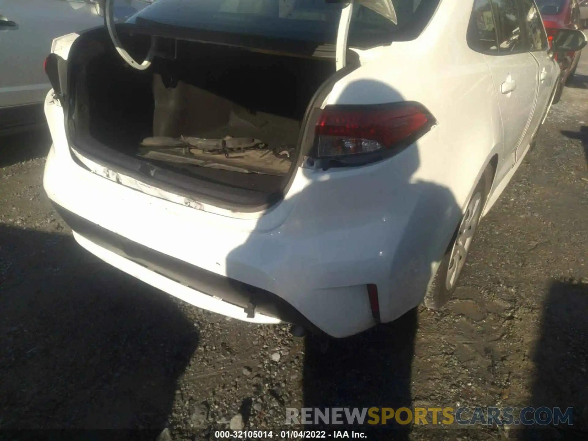 6 Photograph of a damaged car JTDEPRAE7LJ022382 TOYOTA COROLLA 2020