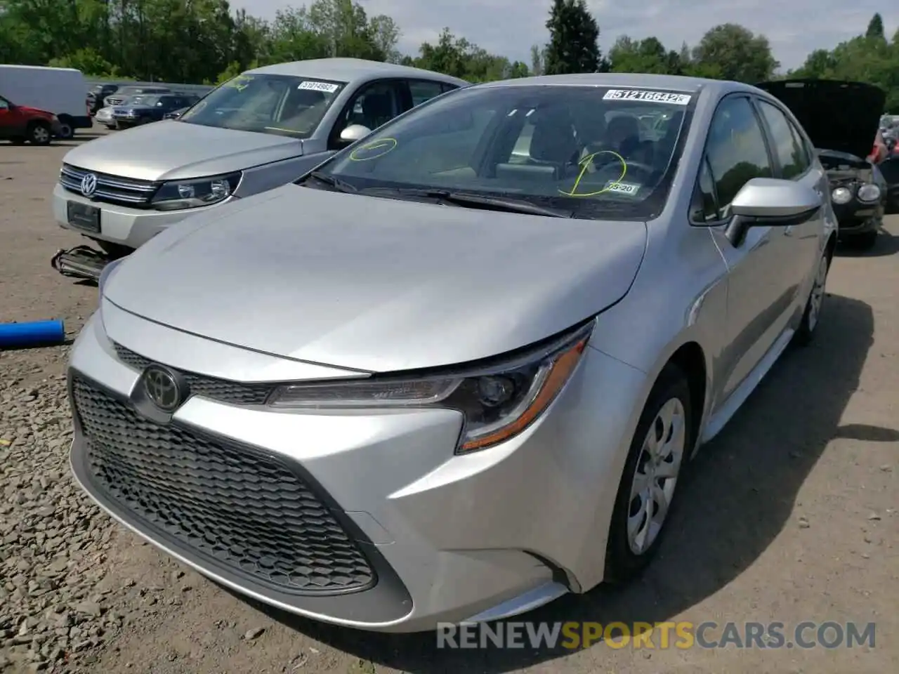 2 Photograph of a damaged car JTDEPRAE7LJ022799 TOYOTA COROLLA 2020