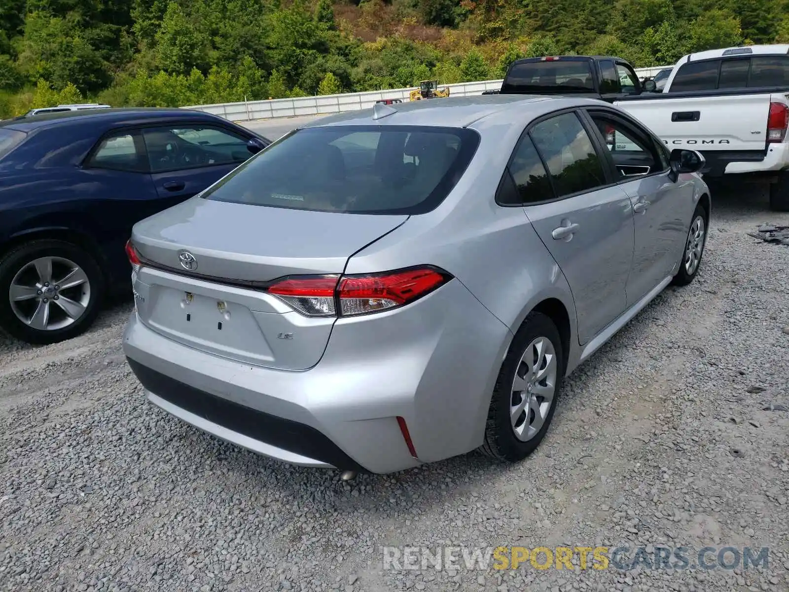 4 Photograph of a damaged car JTDEPRAE7LJ023466 TOYOTA COROLLA 2020