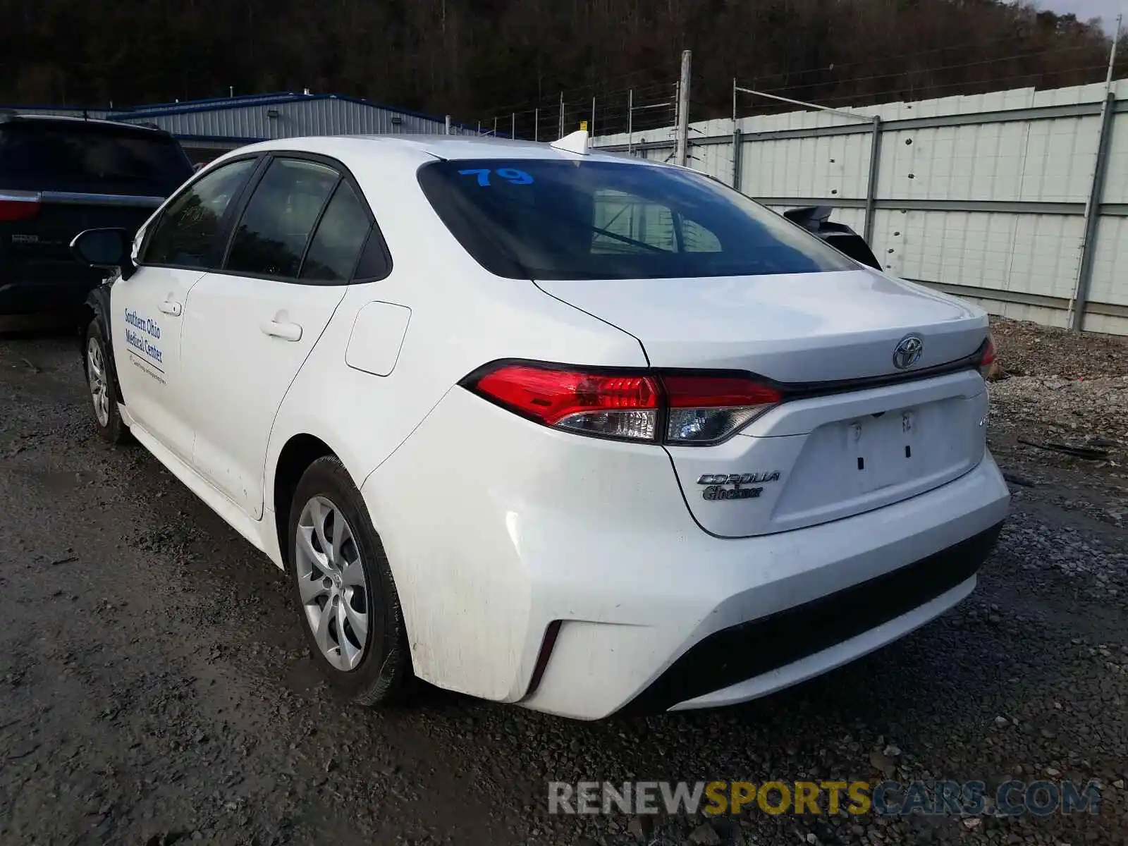 3 Photograph of a damaged car JTDEPRAE7LJ023483 TOYOTA COROLLA 2020