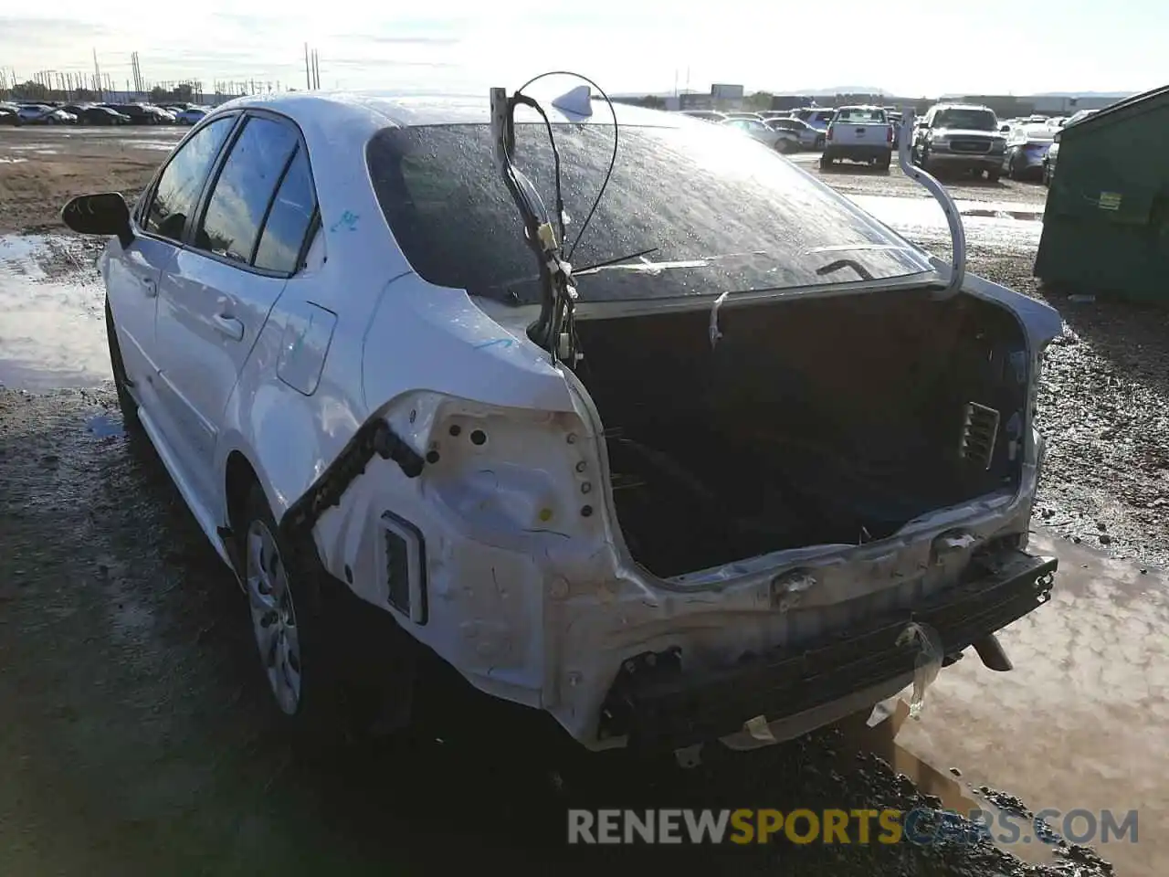 3 Photograph of a damaged car JTDEPRAE7LJ024021 TOYOTA COROLLA 2020