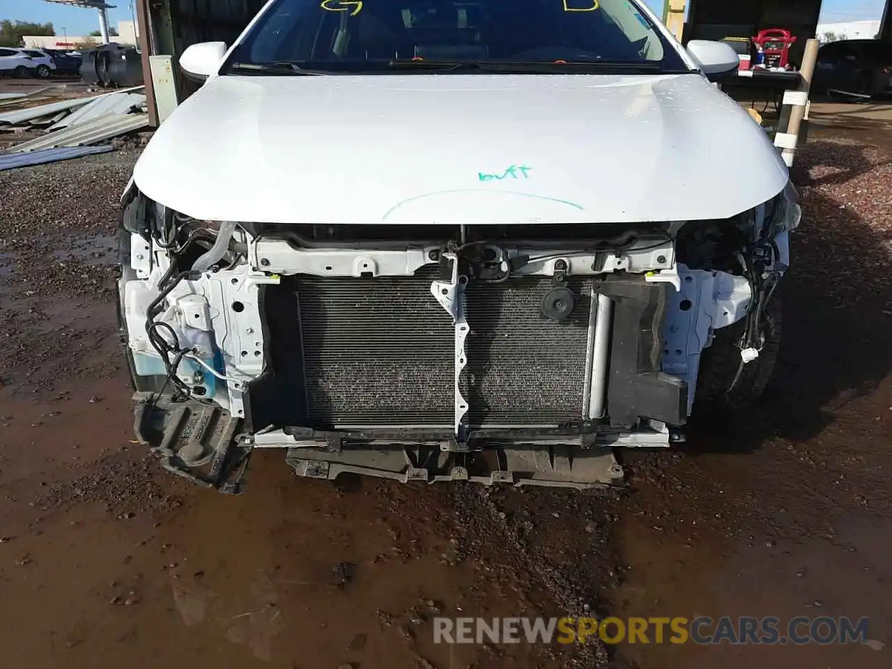 9 Photograph of a damaged car JTDEPRAE7LJ024021 TOYOTA COROLLA 2020