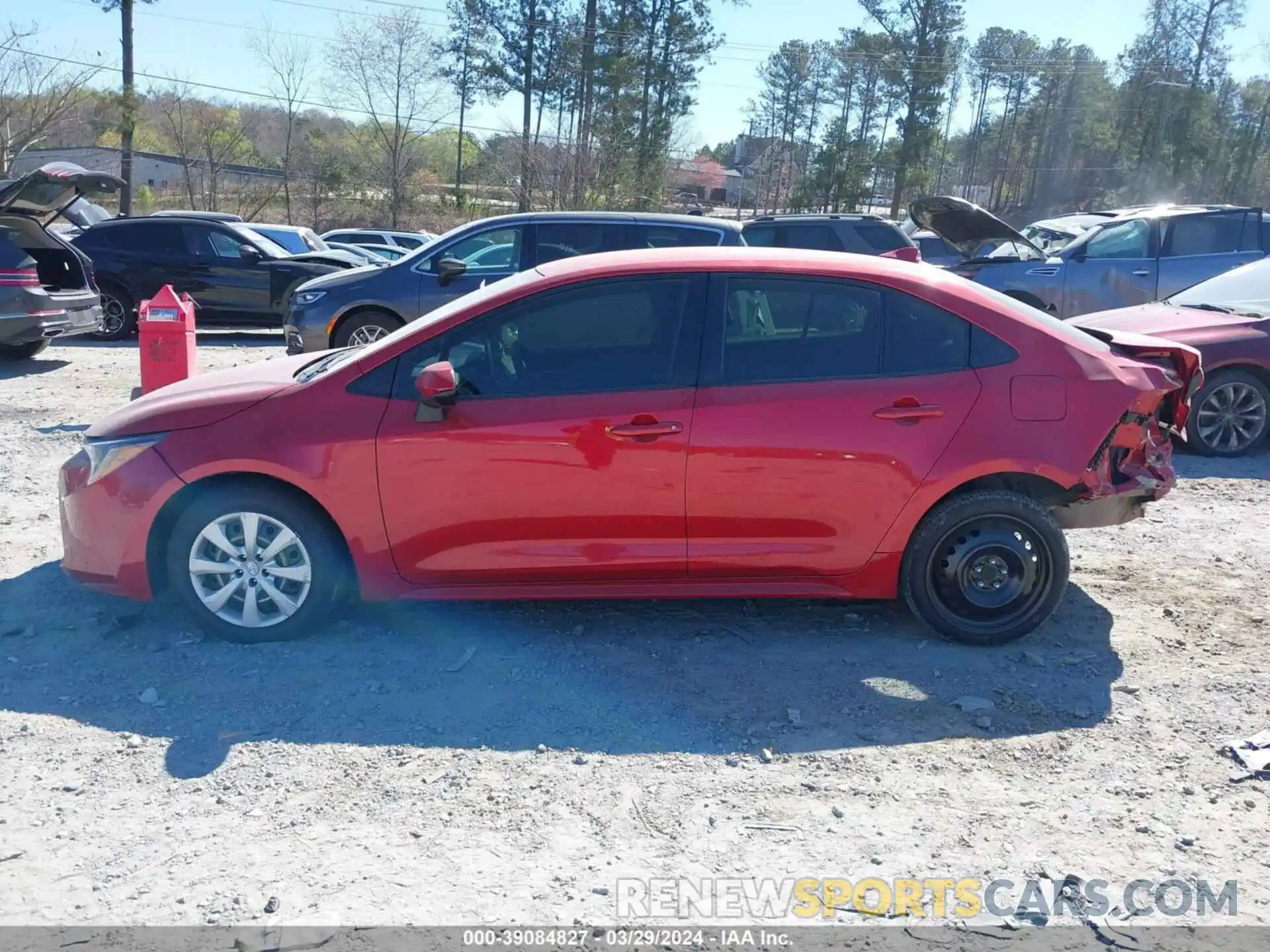 15 Photograph of a damaged car JTDEPRAE7LJ024343 TOYOTA COROLLA 2020