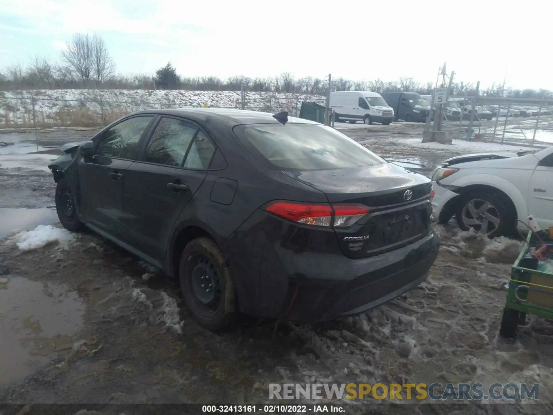 3 Photograph of a damaged car JTDEPRAE7LJ024729 TOYOTA COROLLA 2020