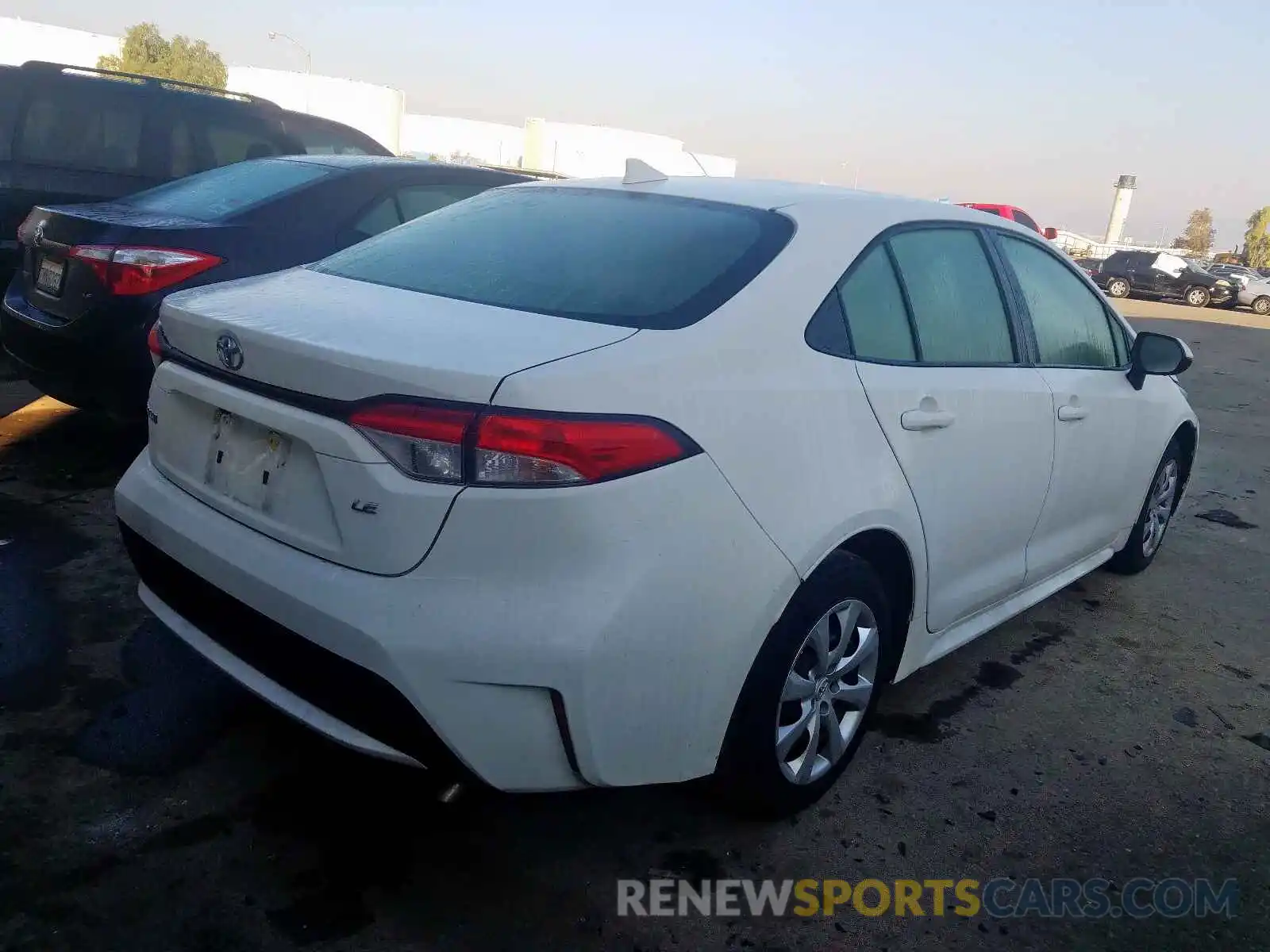 4 Photograph of a damaged car JTDEPRAE7LJ024942 TOYOTA COROLLA 2020