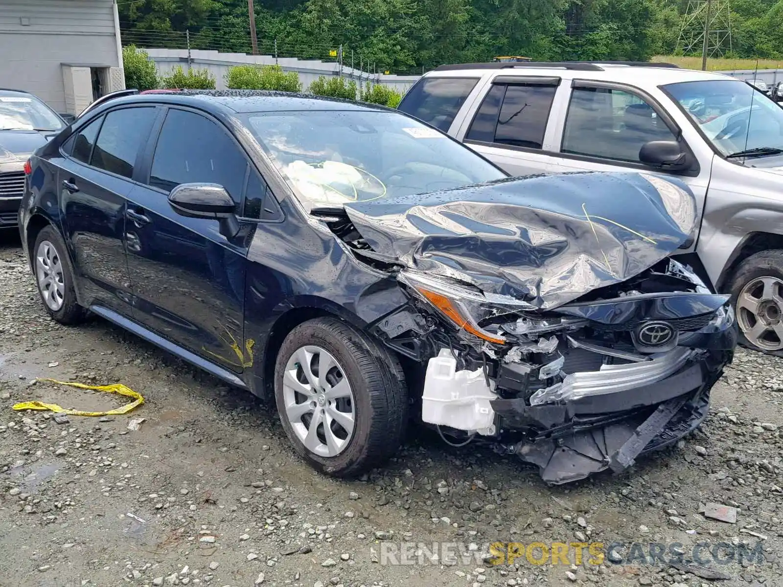 1 Photograph of a damaged car JTDEPRAE7LJ025511 TOYOTA COROLLA 2020