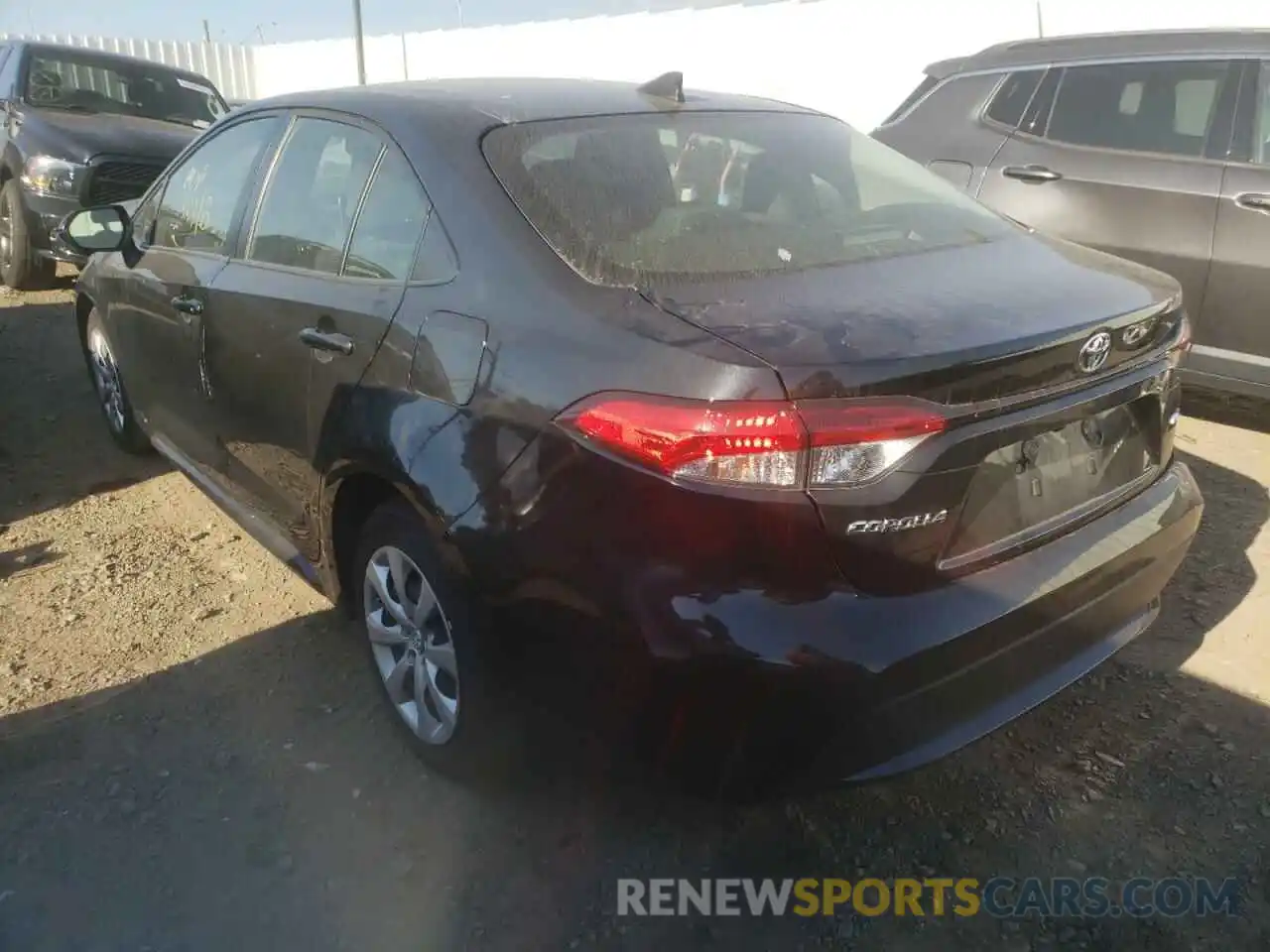 3 Photograph of a damaged car JTDEPRAE7LJ025962 TOYOTA COROLLA 2020