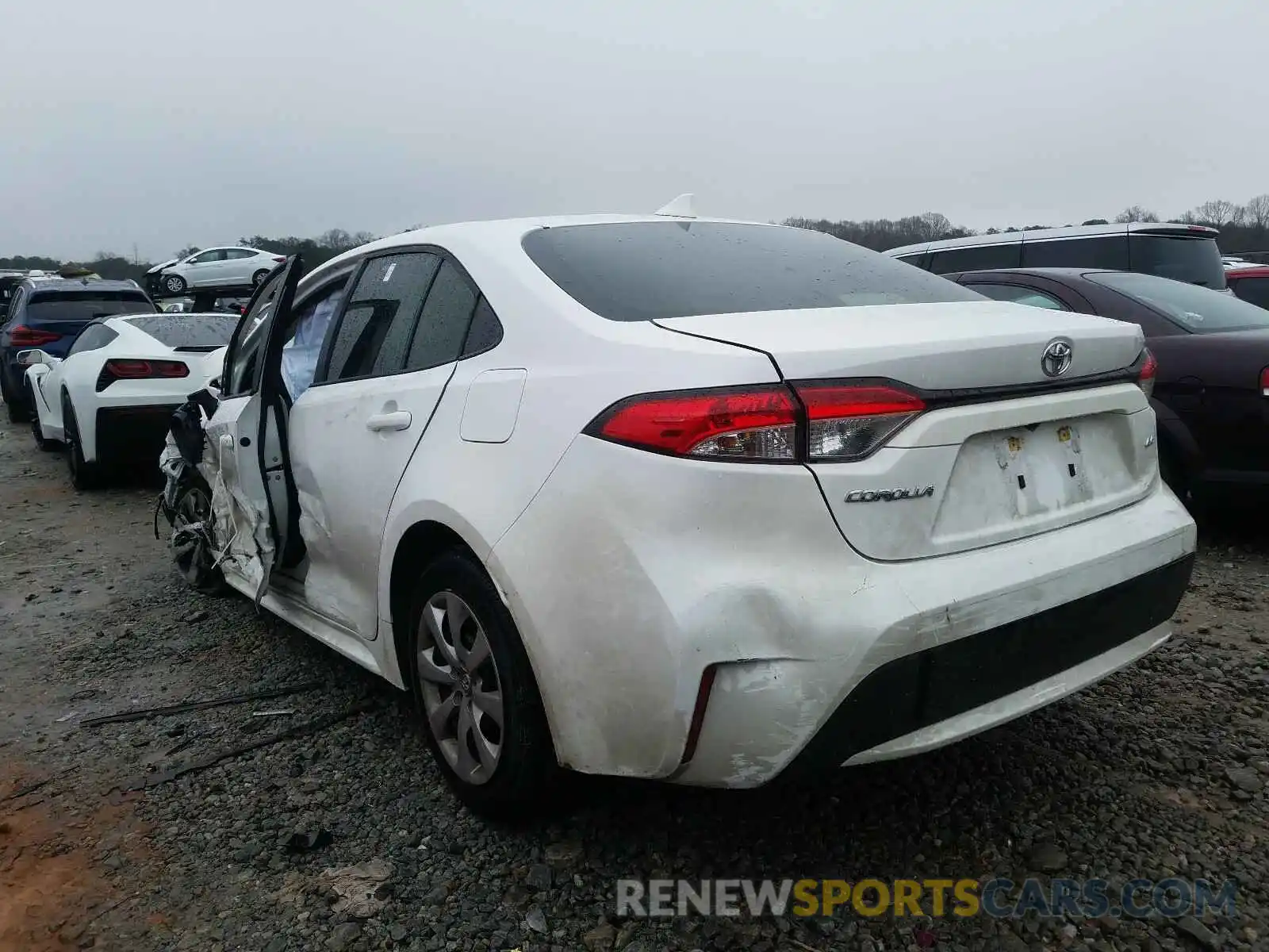 3 Photograph of a damaged car JTDEPRAE7LJ026495 TOYOTA COROLLA 2020