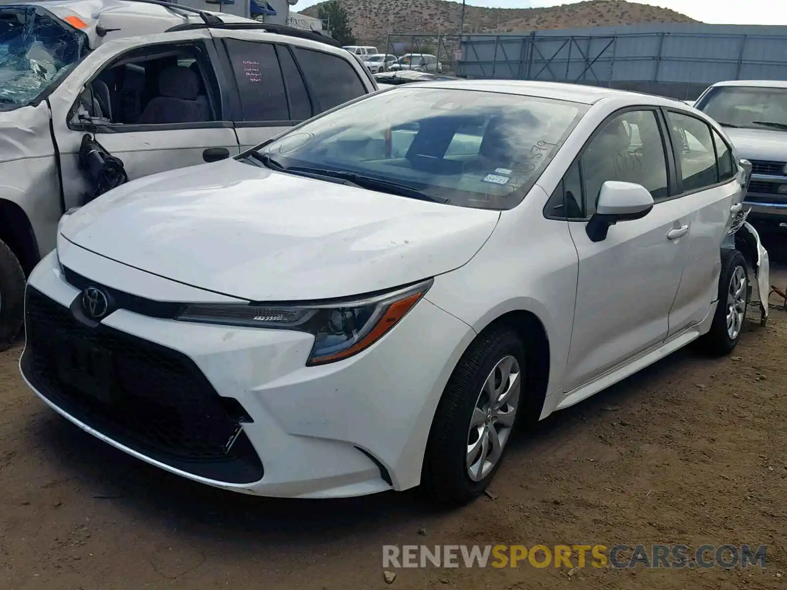 2 Photograph of a damaged car JTDEPRAE7LJ026867 TOYOTA COROLLA 2020