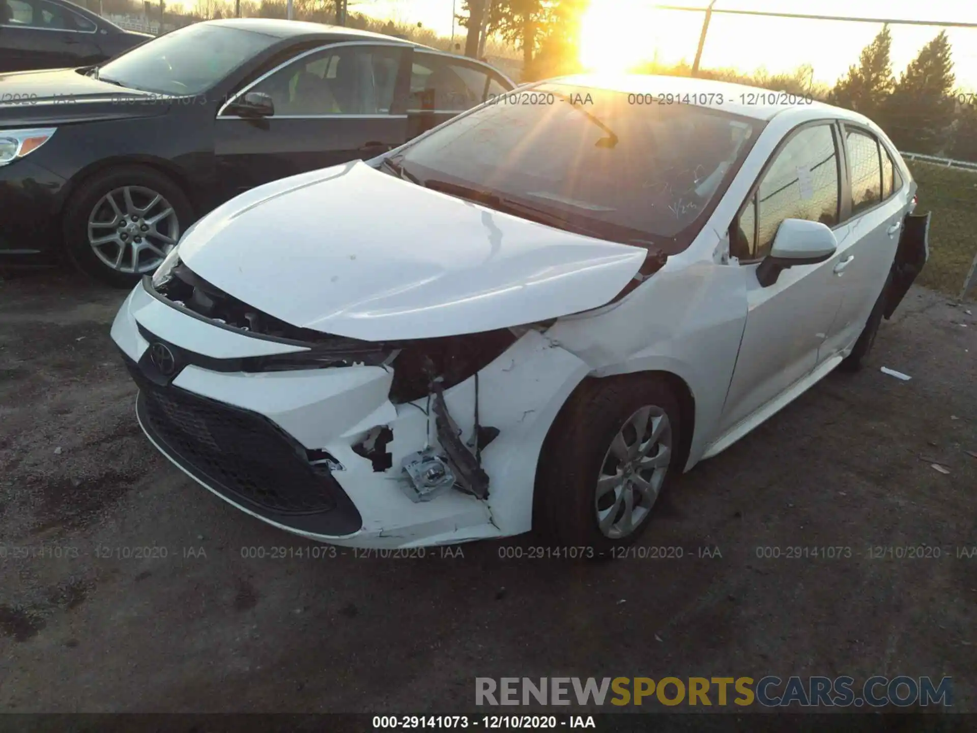 2 Photograph of a damaged car JTDEPRAE7LJ027467 TOYOTA COROLLA 2020