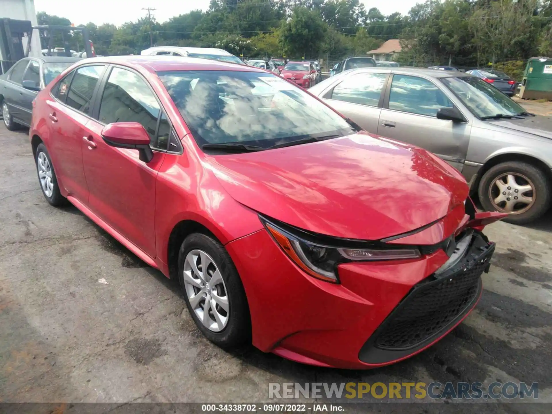 1 Photograph of a damaged car JTDEPRAE7LJ027663 TOYOTA COROLLA 2020