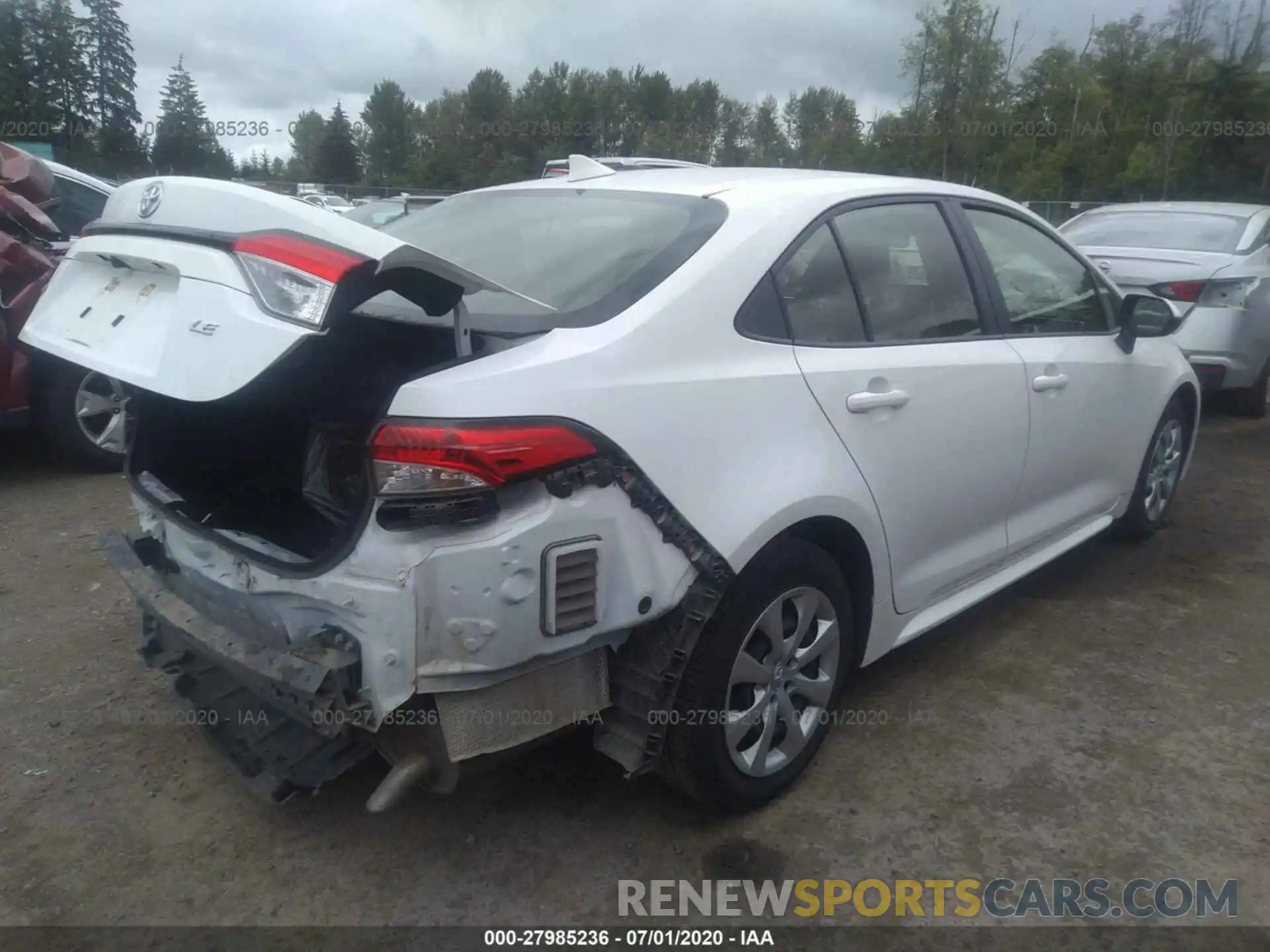 4 Photograph of a damaged car JTDEPRAE7LJ029283 TOYOTA COROLLA 2020