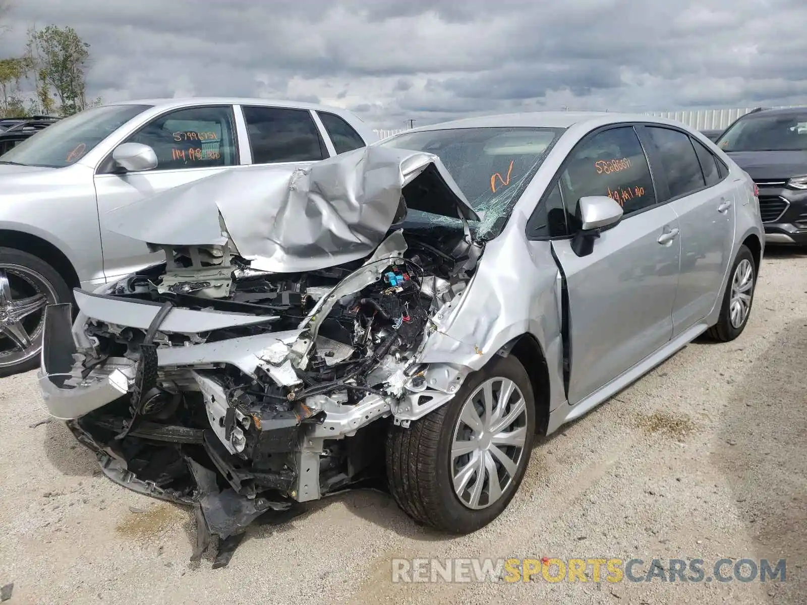 2 Photograph of a damaged car JTDEPRAE7LJ030501 TOYOTA COROLLA 2020