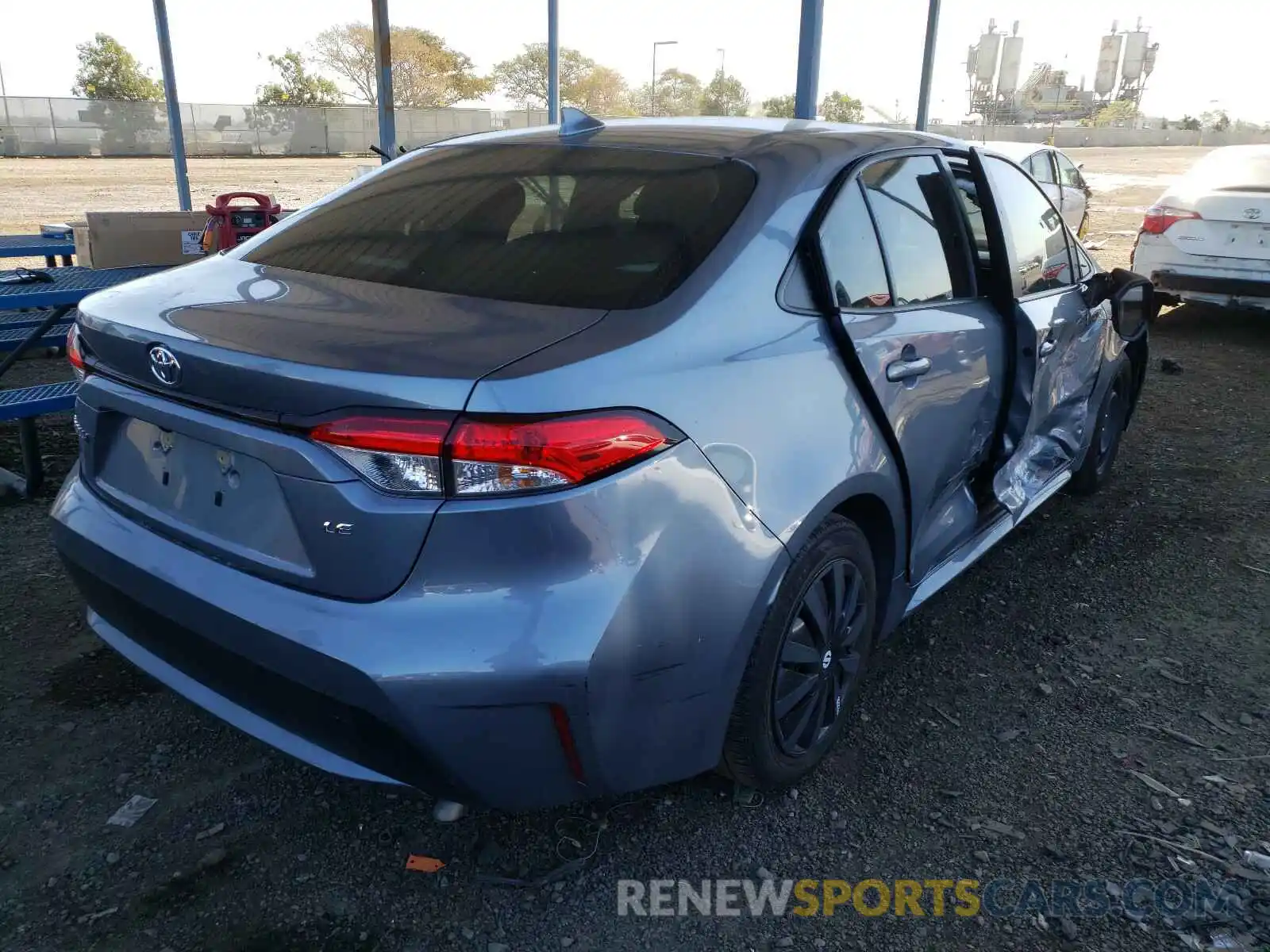 4 Photograph of a damaged car JTDEPRAE7LJ030613 TOYOTA COROLLA 2020