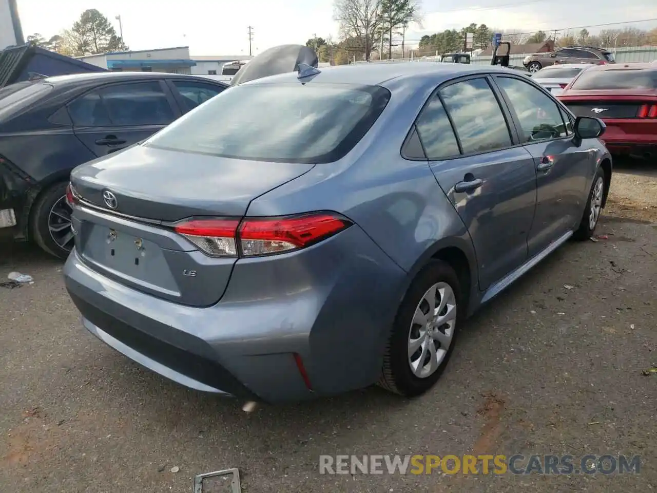 4 Photograph of a damaged car JTDEPRAE7LJ032099 TOYOTA COROLLA 2020