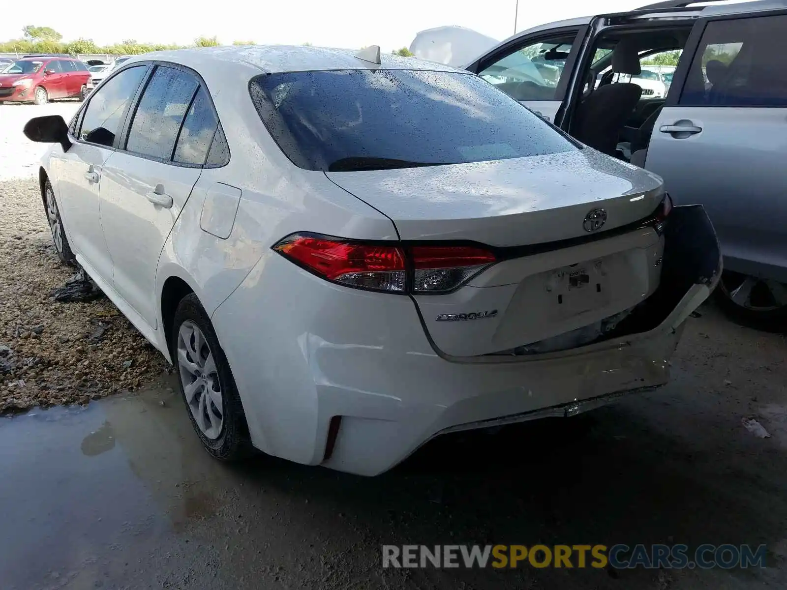 3 Photograph of a damaged car JTDEPRAE7LJ032815 TOYOTA COROLLA 2020