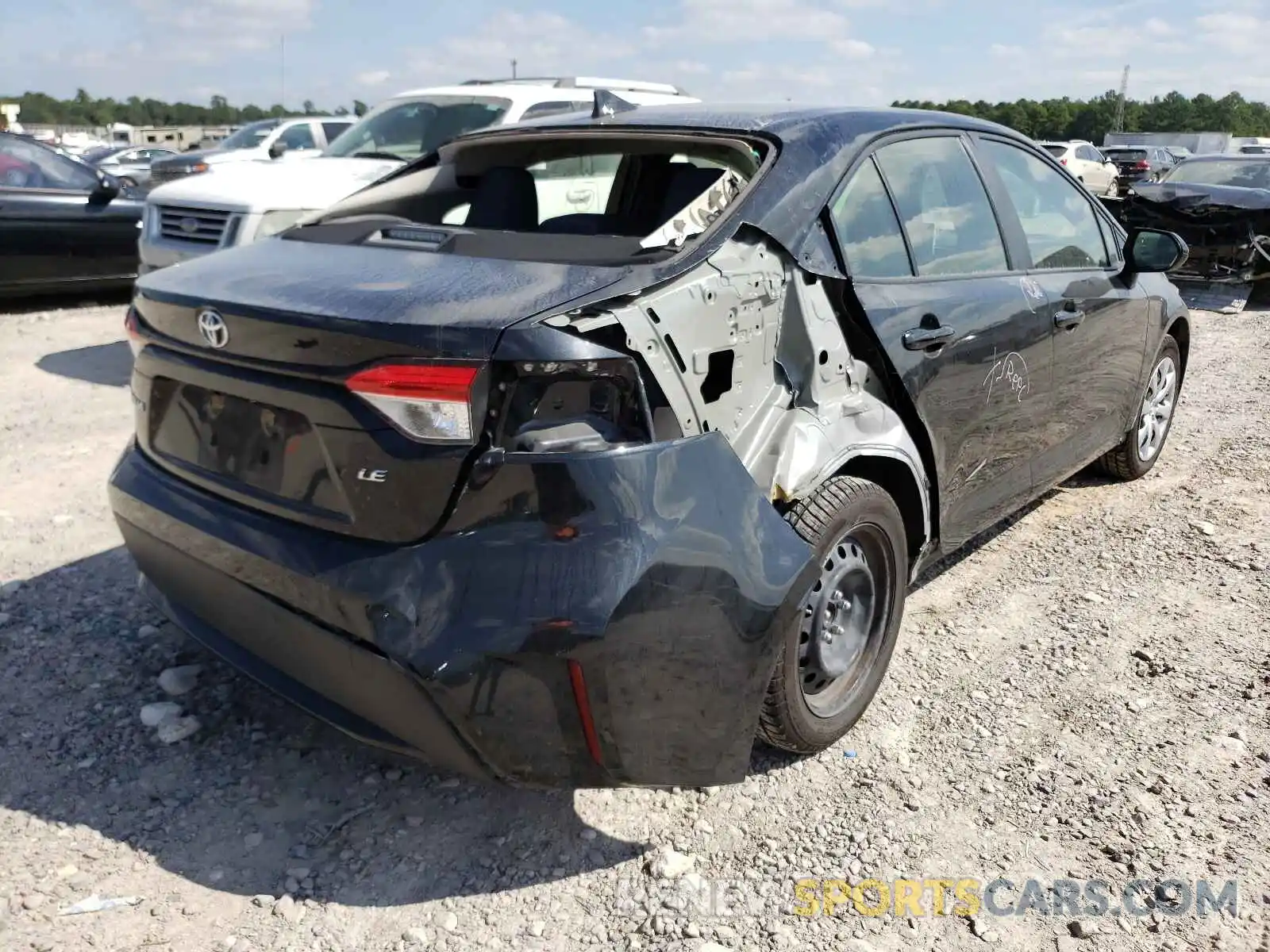 4 Photograph of a damaged car JTDEPRAE7LJ034788 TOYOTA COROLLA 2020