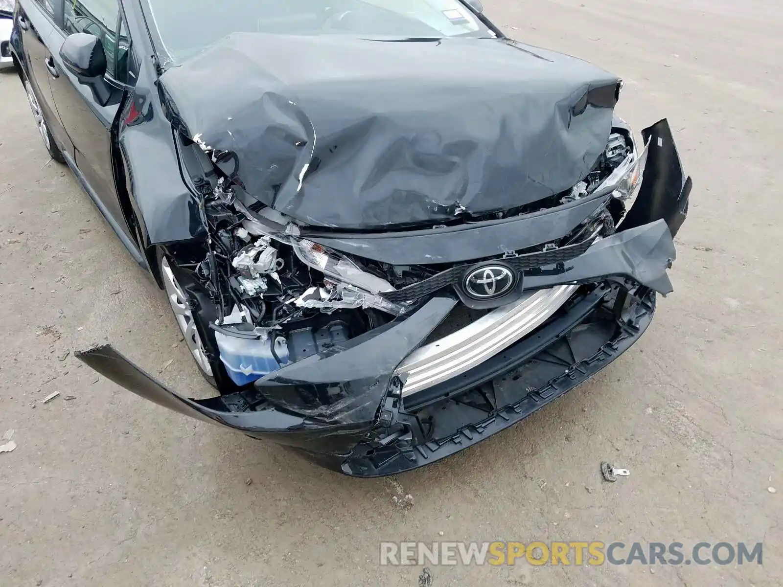 9 Photograph of a damaged car JTDEPRAE7LJ034810 TOYOTA COROLLA 2020