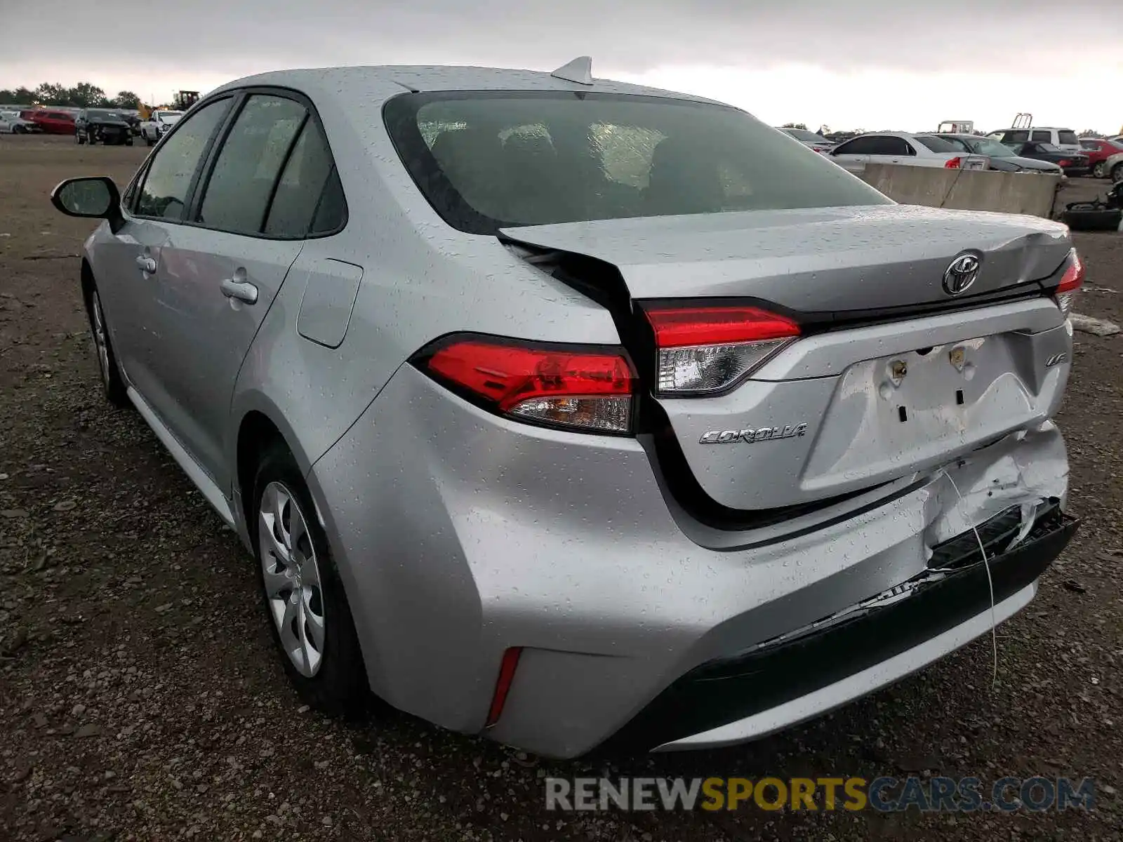 3 Photograph of a damaged car JTDEPRAE7LJ034869 TOYOTA COROLLA 2020