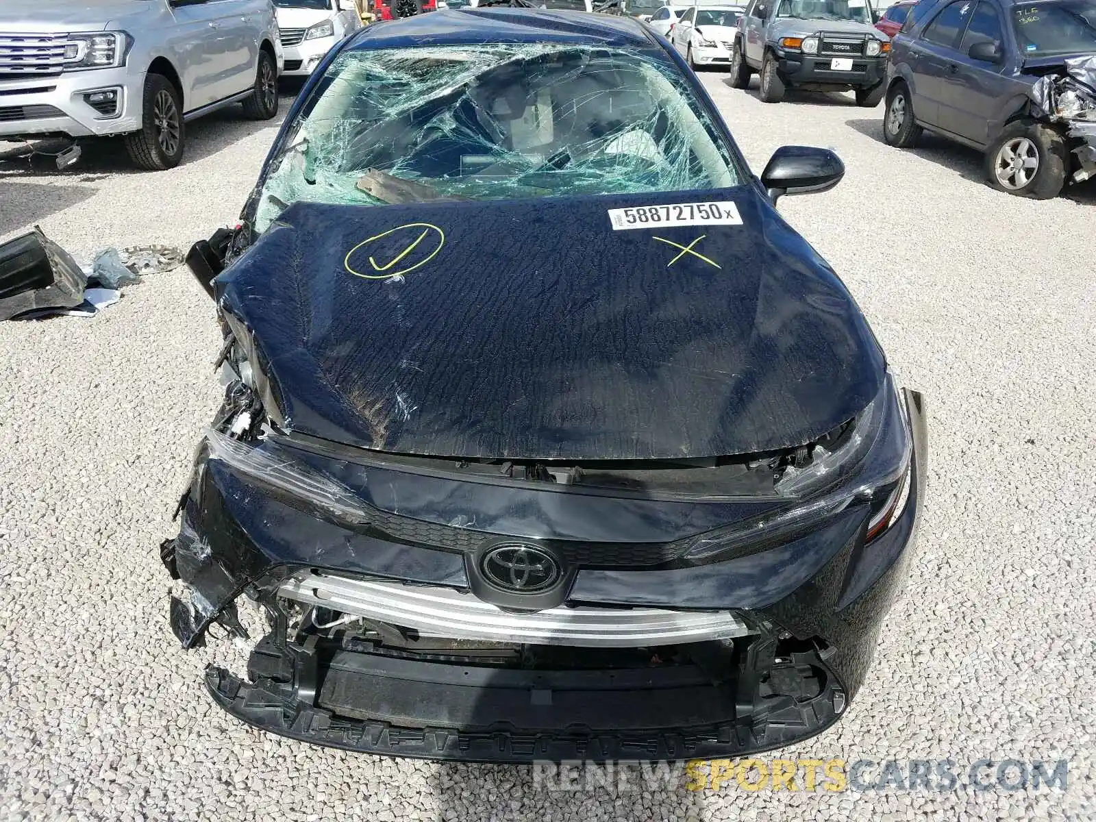 9 Photograph of a damaged car JTDEPRAE7LJ035150 TOYOTA COROLLA 2020