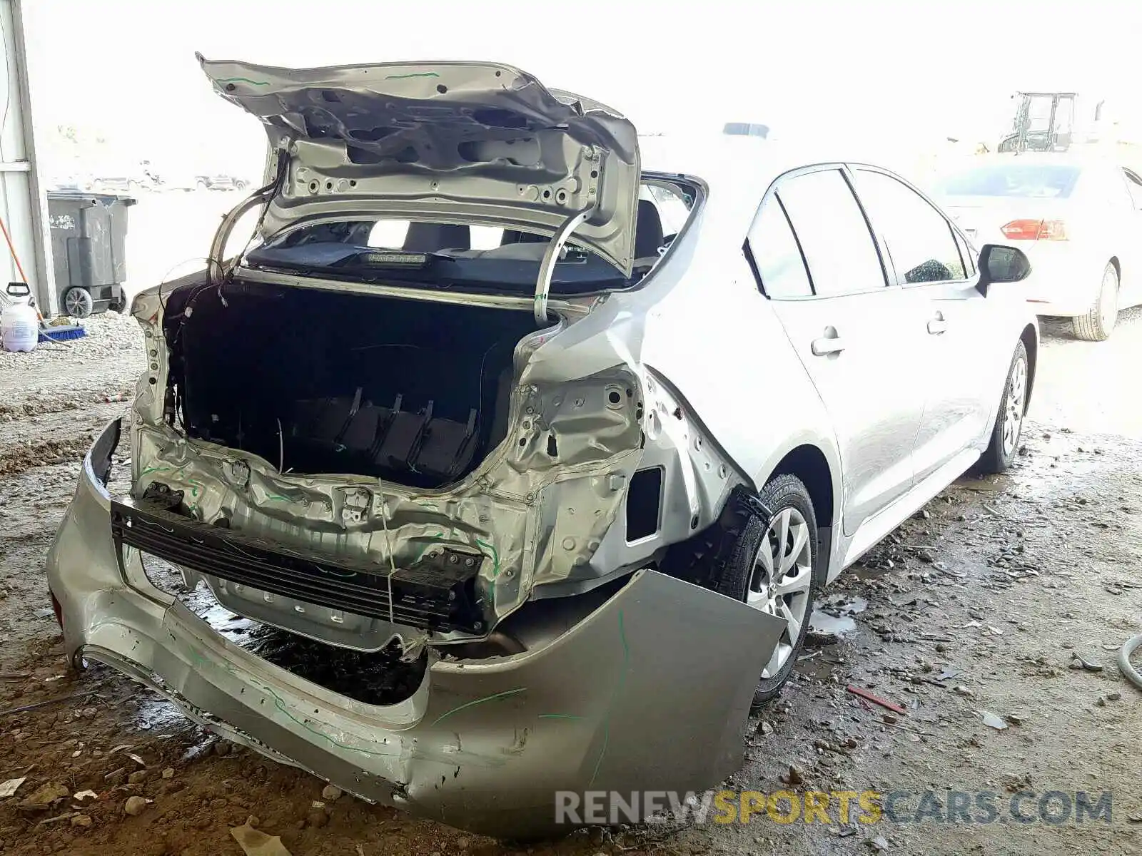 4 Photograph of a damaged car JTDEPRAE7LJ035309 TOYOTA COROLLA 2020