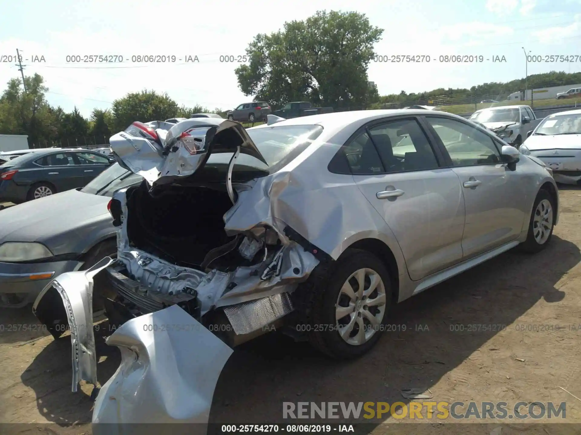 4 Photograph of a damaged car JTDEPRAE7LJ035696 TOYOTA COROLLA 2020