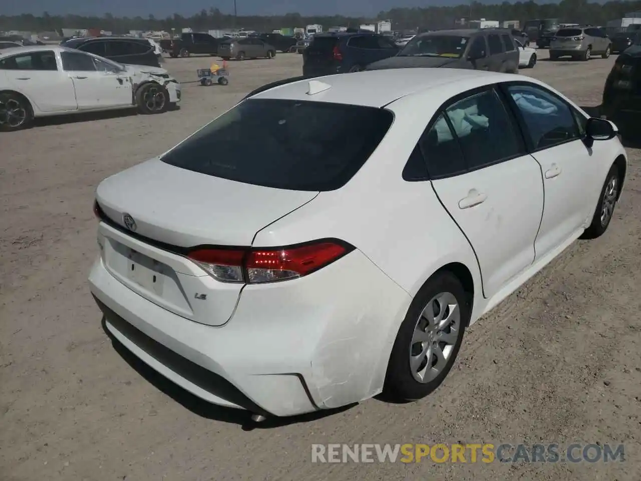 4 Photograph of a damaged car JTDEPRAE7LJ037156 TOYOTA COROLLA 2020