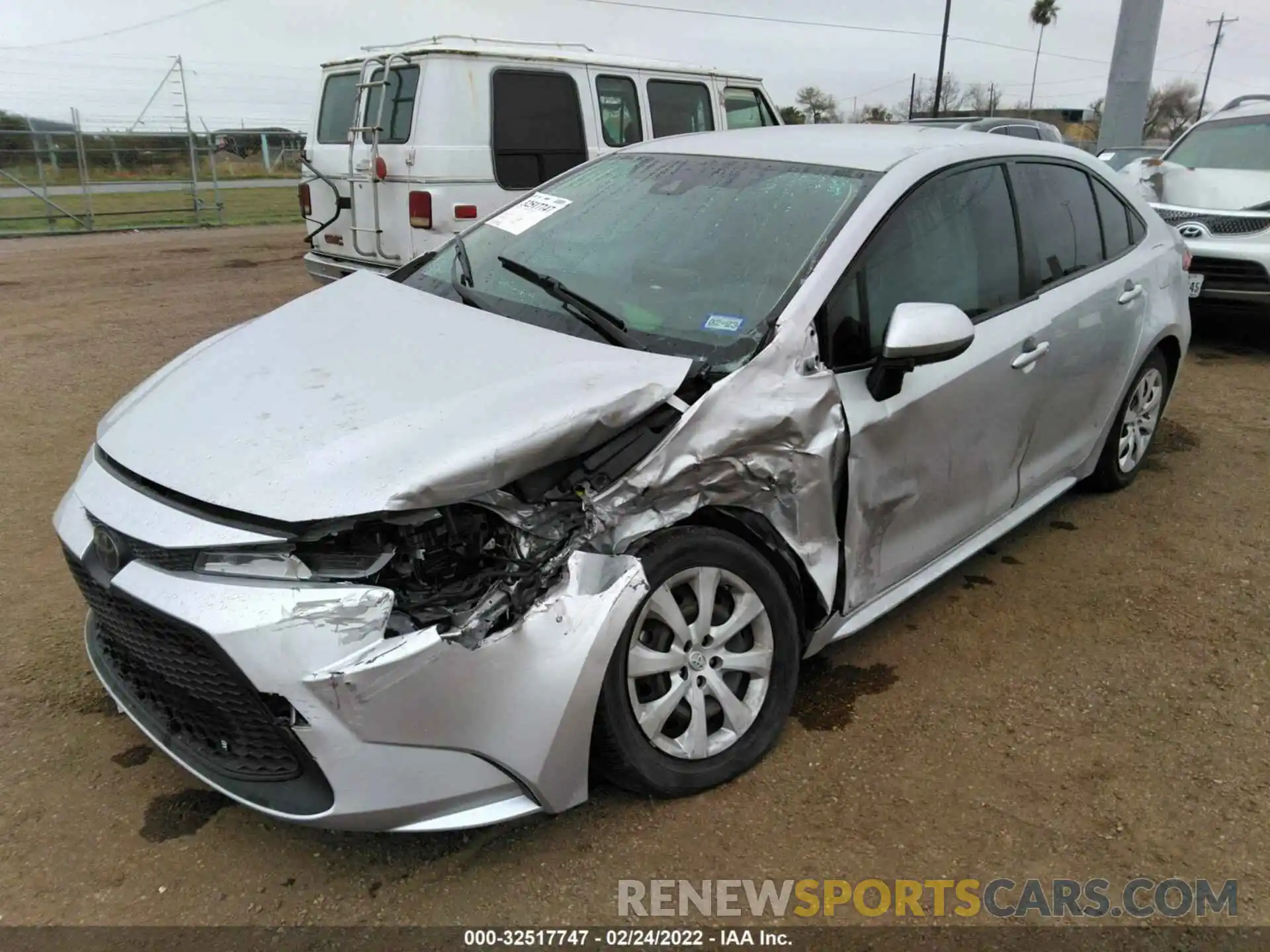 2 Photograph of a damaged car JTDEPRAE7LJ037867 TOYOTA COROLLA 2020