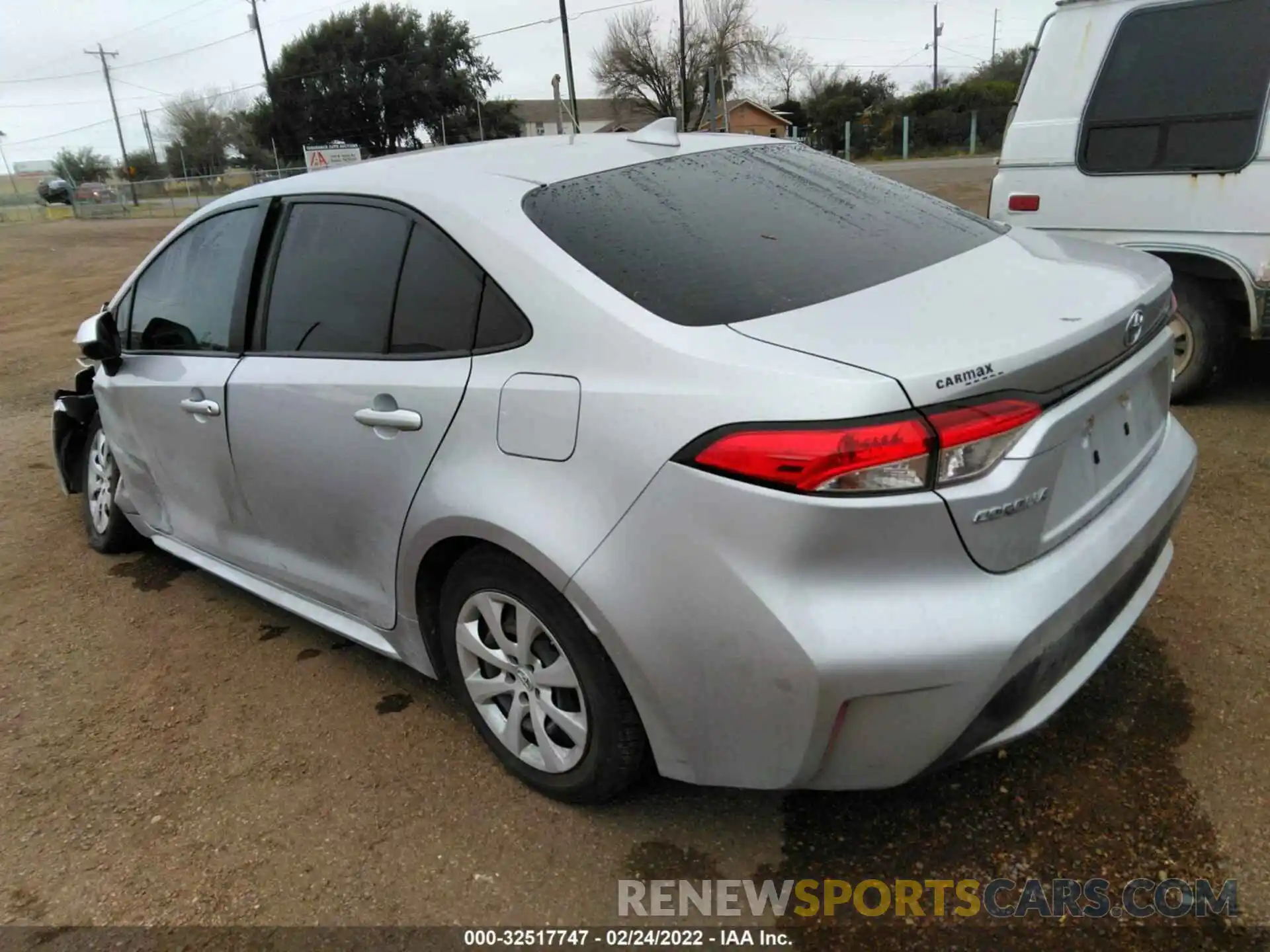 3 Photograph of a damaged car JTDEPRAE7LJ037867 TOYOTA COROLLA 2020