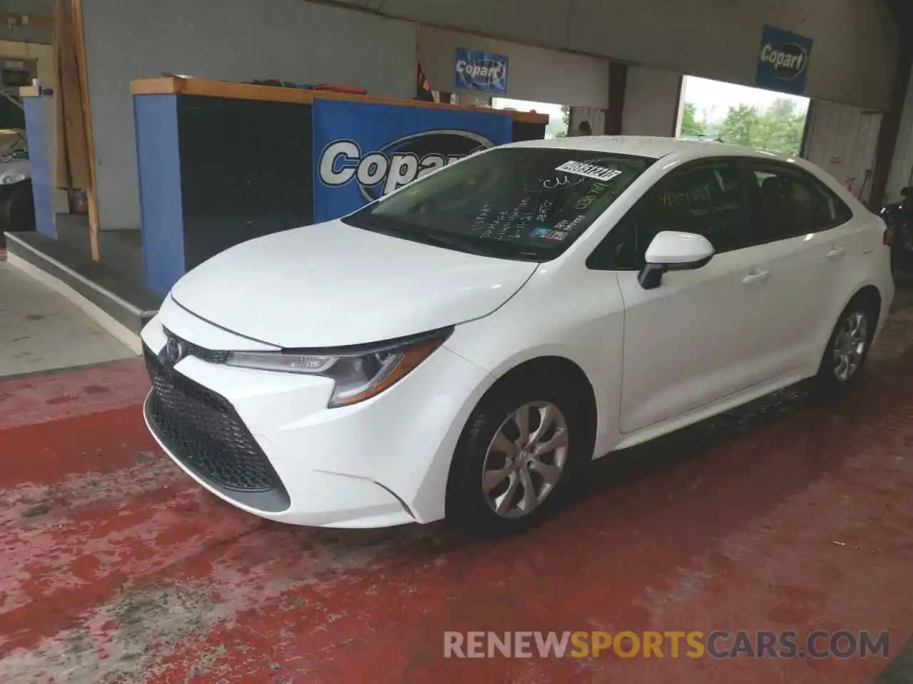 2 Photograph of a damaged car JTDEPRAE7LJ038789 TOYOTA COROLLA 2020