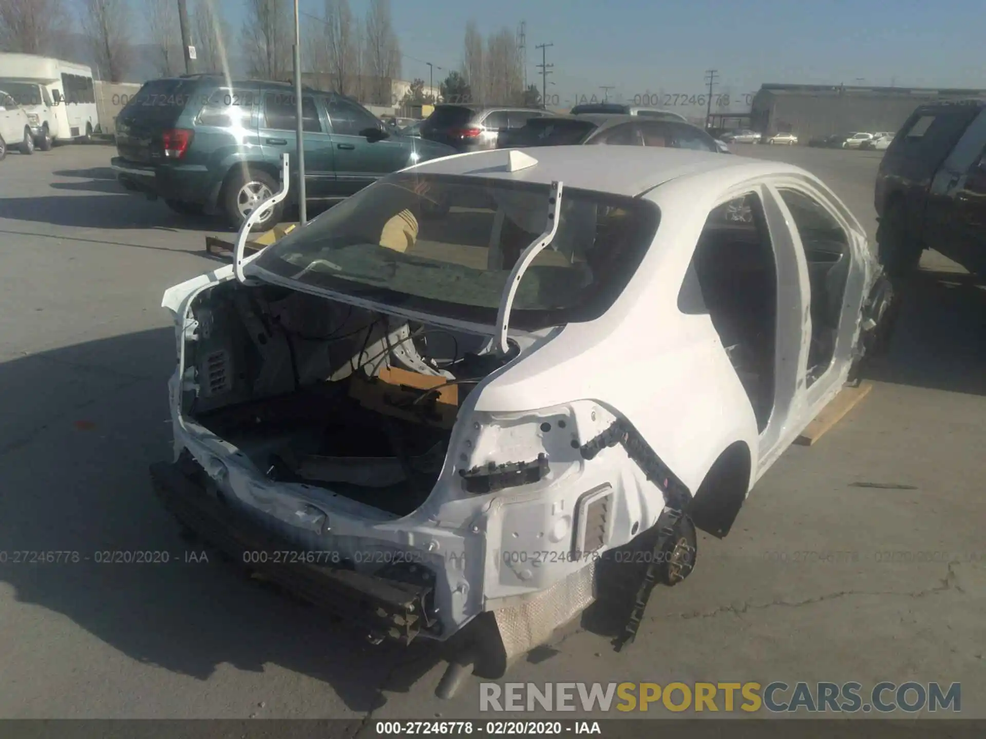 4 Photograph of a damaged car JTDEPRAE7LJ039506 TOYOTA COROLLA 2020