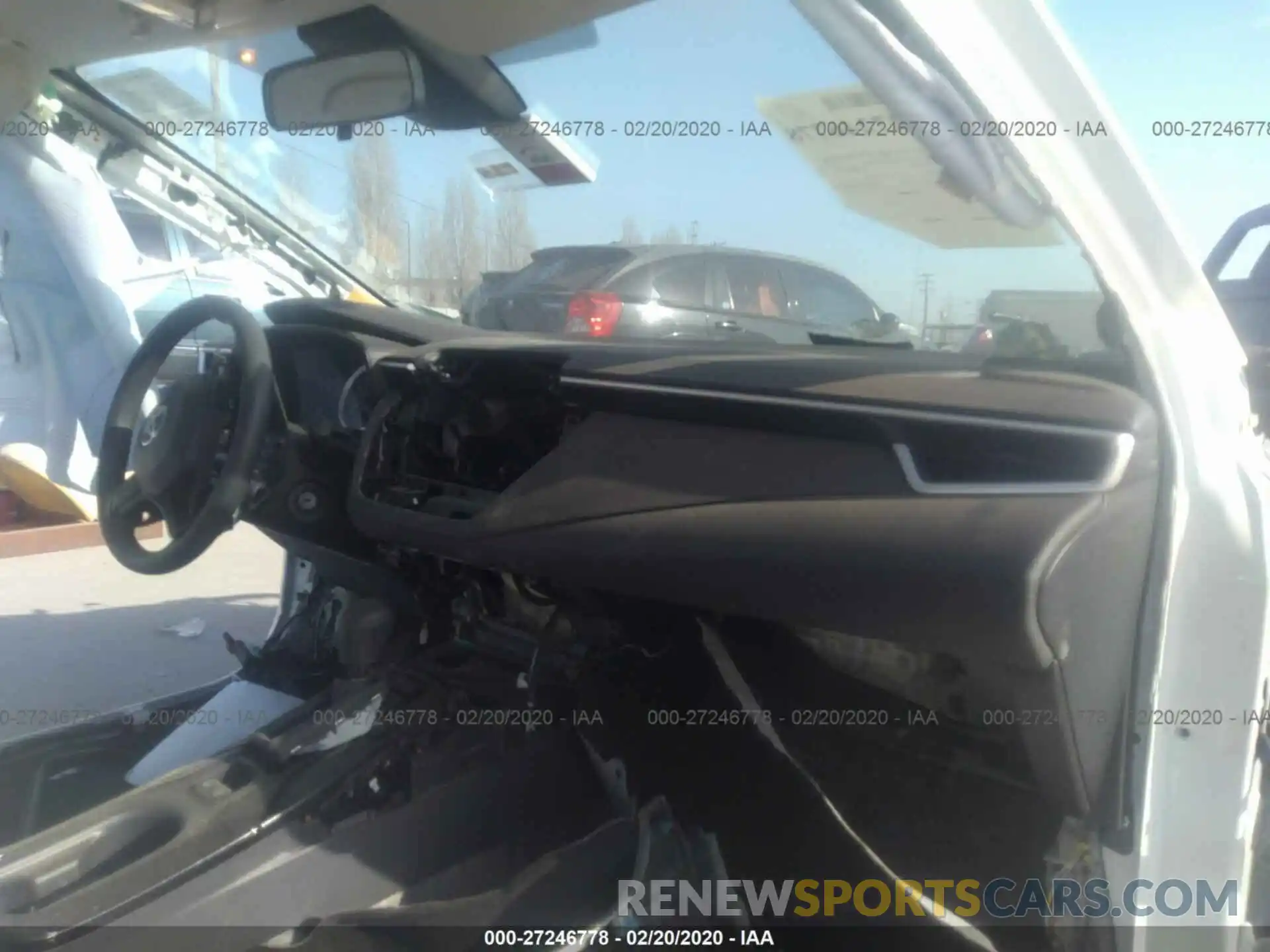 5 Photograph of a damaged car JTDEPRAE7LJ039506 TOYOTA COROLLA 2020