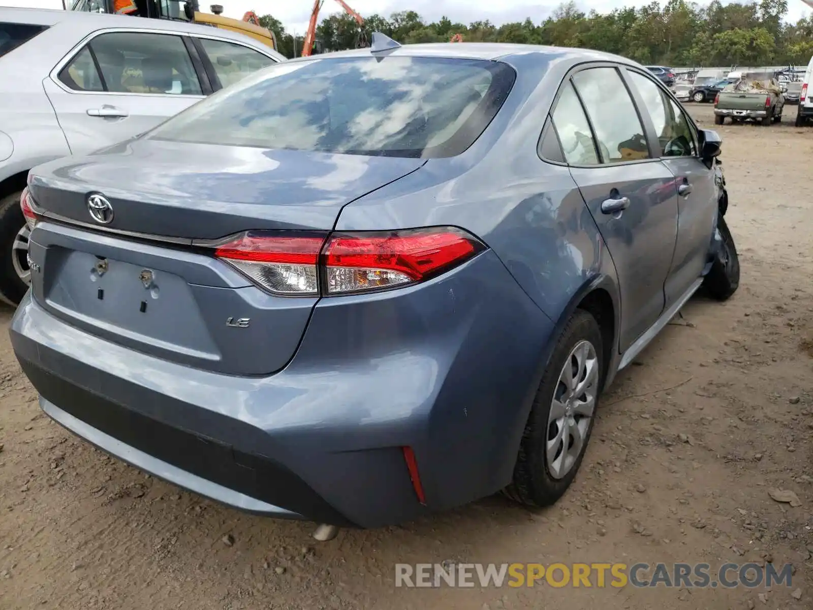 4 Photograph of a damaged car JTDEPRAE7LJ041272 TOYOTA COROLLA 2020