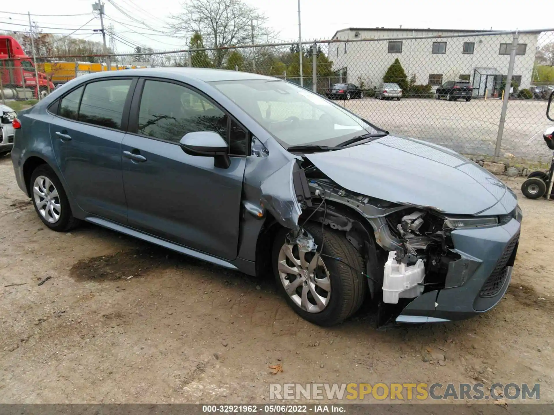 1 Photograph of a damaged car JTDEPRAE7LJ042132 TOYOTA COROLLA 2020