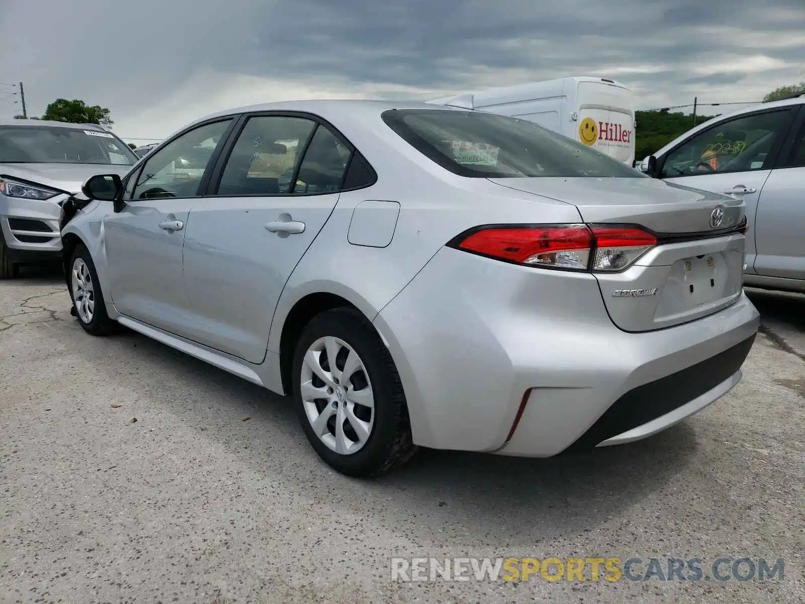 3 Photograph of a damaged car JTDEPRAE7LJ043362 TOYOTA COROLLA 2020