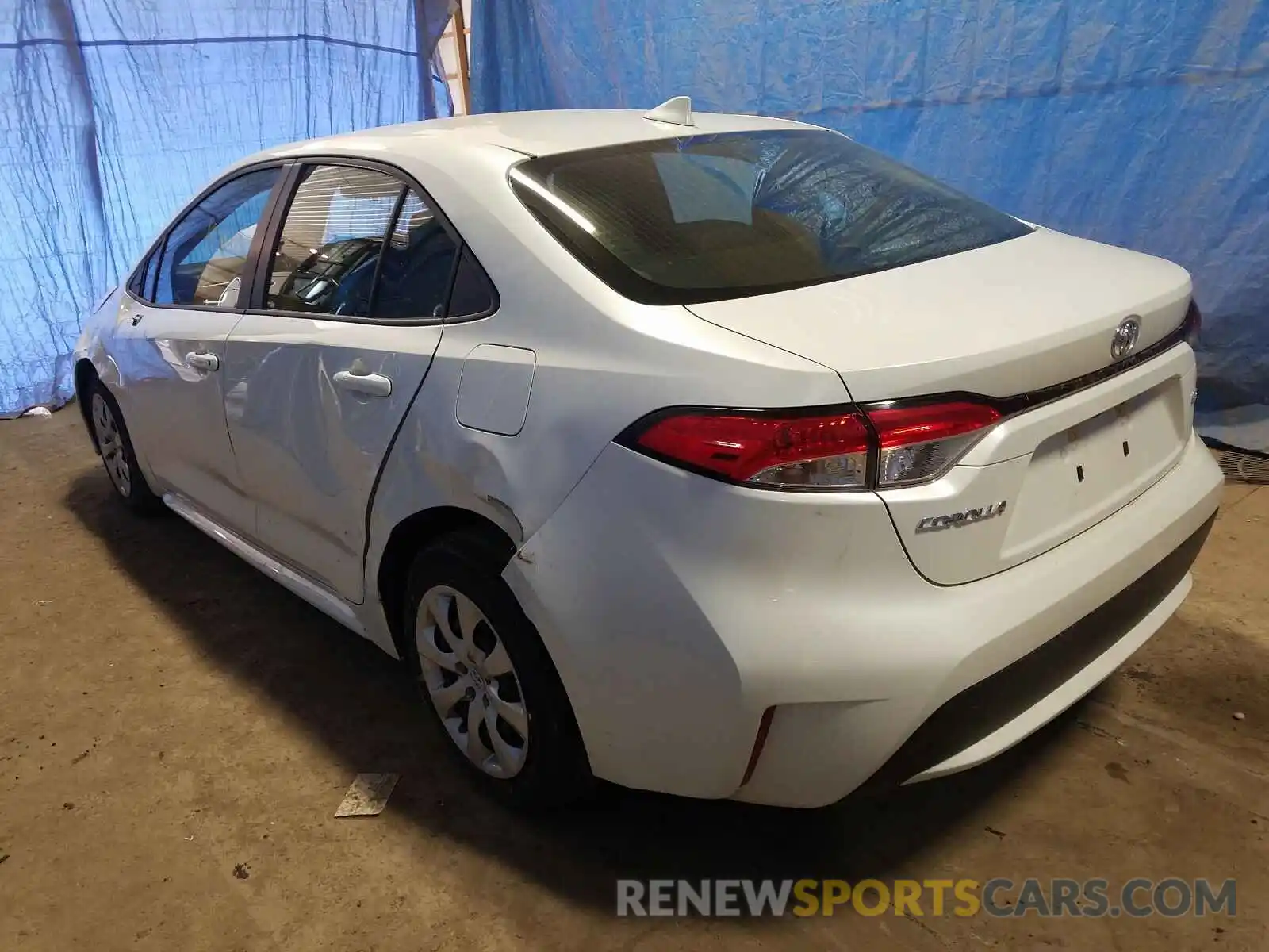 3 Photograph of a damaged car JTDEPRAE7LJ043586 TOYOTA COROLLA 2020