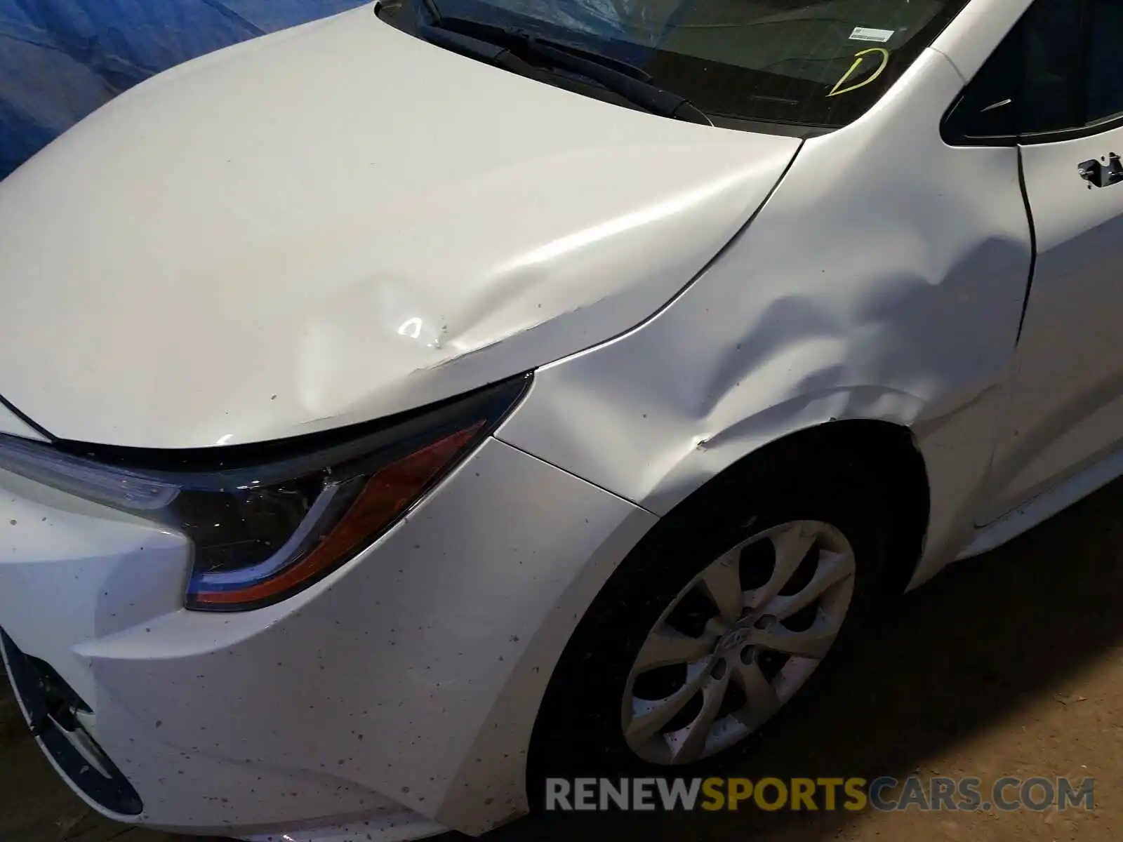 9 Photograph of a damaged car JTDEPRAE7LJ043586 TOYOTA COROLLA 2020