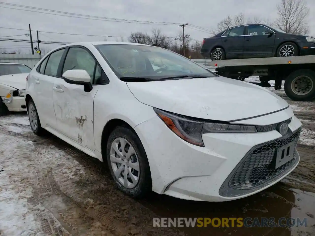 1 Photograph of a damaged car JTDEPRAE7LJ043653 TOYOTA COROLLA 2020