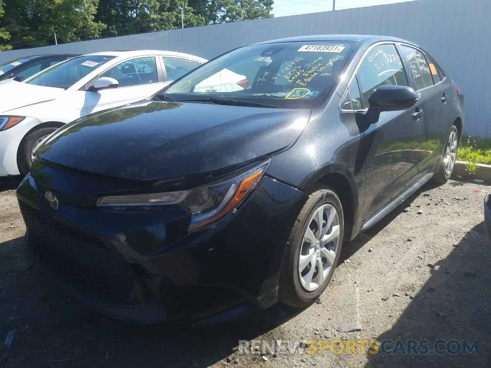 2 Photograph of a damaged car JTDEPRAE7LJ044737 TOYOTA COROLLA 2020