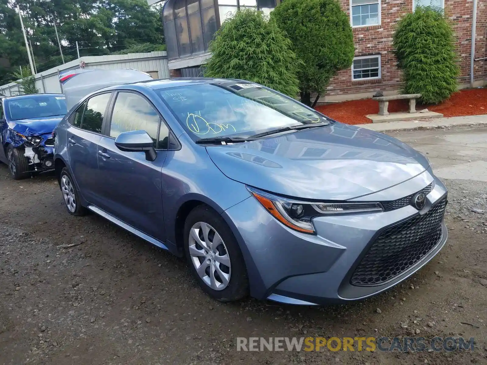 1 Photograph of a damaged car JTDEPRAE7LJ044821 TOYOTA COROLLA 2020