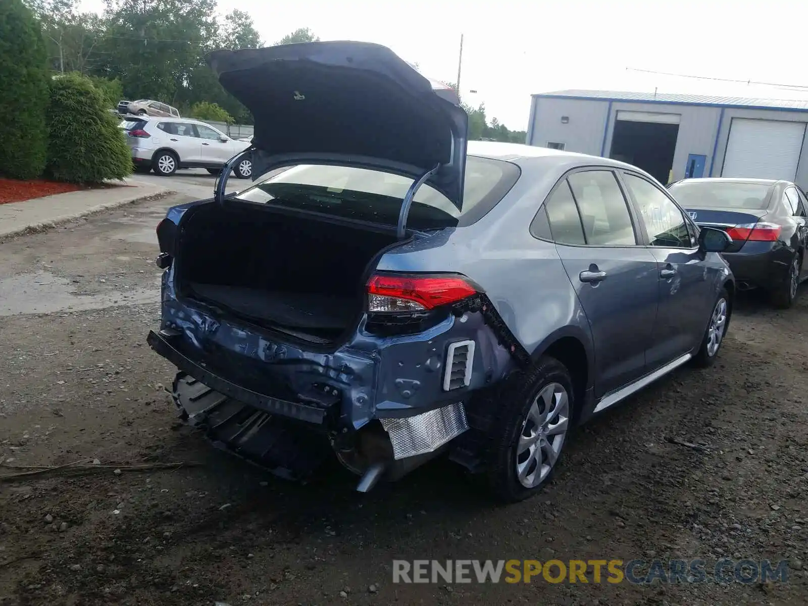 4 Photograph of a damaged car JTDEPRAE7LJ044821 TOYOTA COROLLA 2020