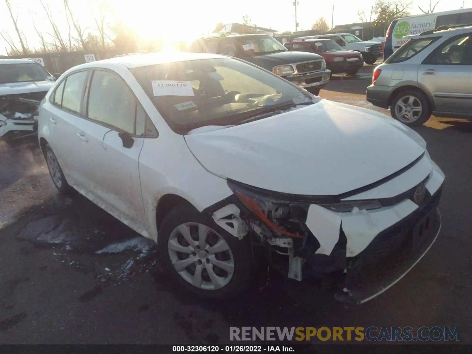 1 Photograph of a damaged car JTDEPRAE7LJ045077 TOYOTA COROLLA 2020