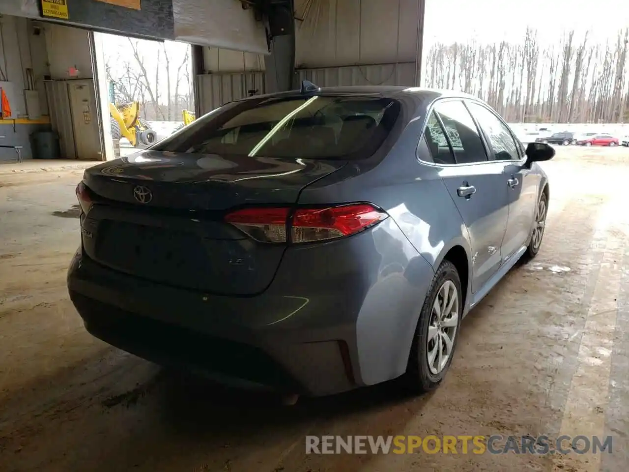 4 Photograph of a damaged car JTDEPRAE7LJ047184 TOYOTA COROLLA 2020