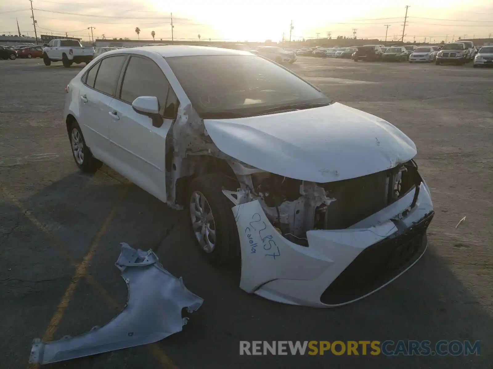 1 Photograph of a damaged car JTDEPRAE7LJ047945 TOYOTA COROLLA 2020